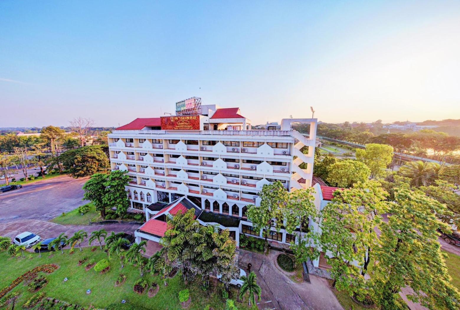 Phuphanplace Hotel Ban Phang Khwang Tai Extérieur photo